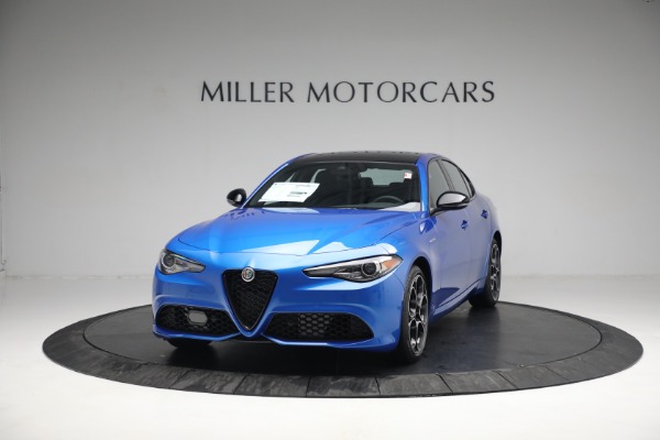 New 2022 Alfa Romeo Giulia Veloce for sale $55,220 at Alfa Romeo of Westport in Westport CT 06880 1