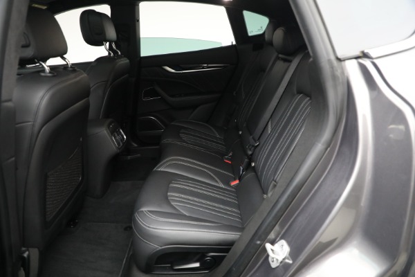 Used 2022 Maserati Levante Modena for sale $39,995 at Alfa Romeo of Westport in Westport CT 06880 12