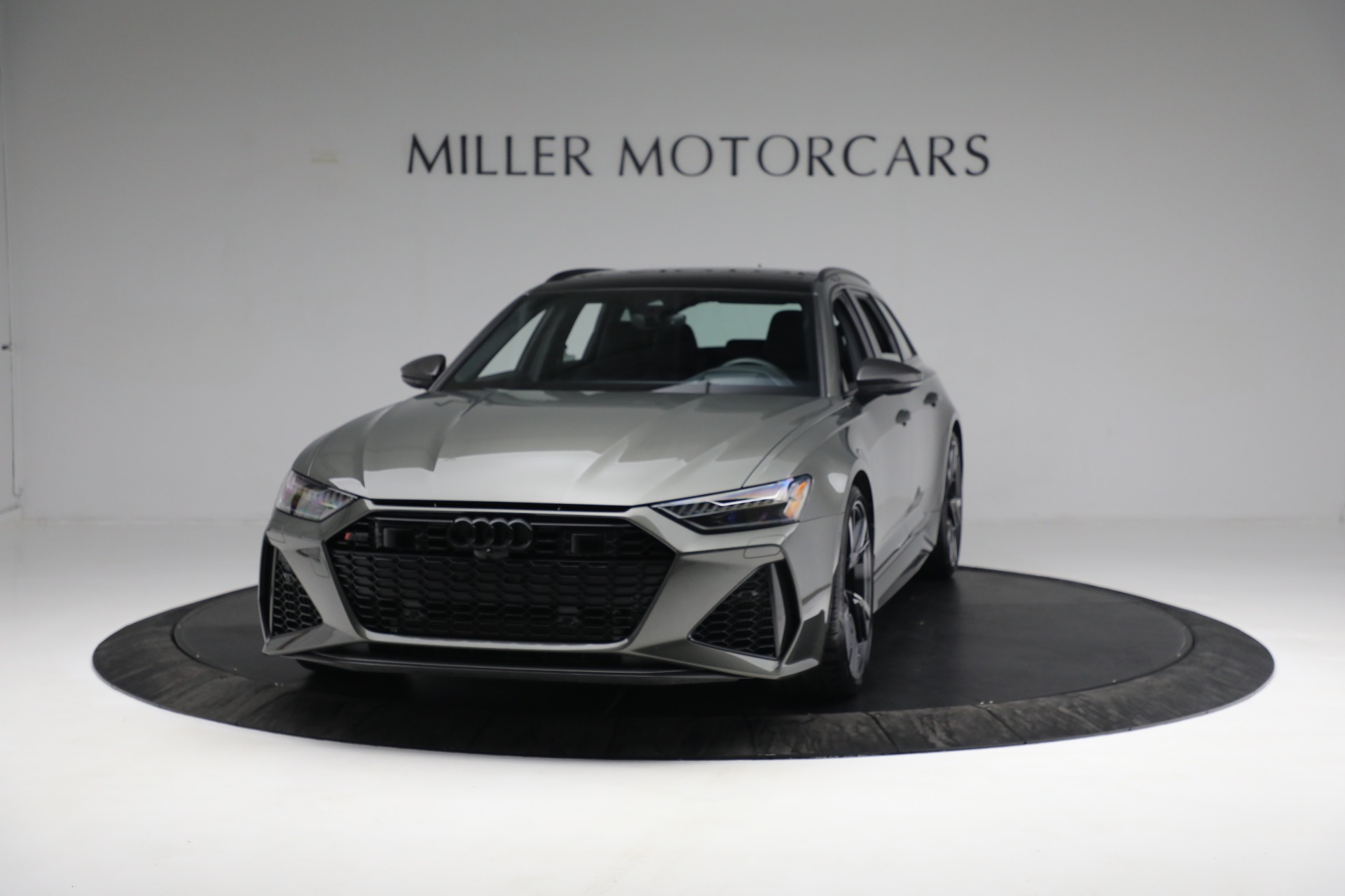 Used 2021 Audi RS 6 Avant 4.0T quattro Avant for sale $139,900 at Alfa Romeo of Westport in Westport CT 06880 1