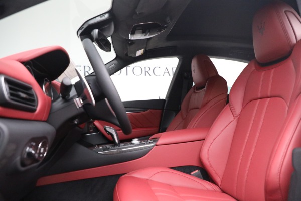 New 2022 Maserati Levante Modena for sale $113,075 at Alfa Romeo of Westport in Westport CT 06880 14