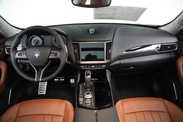 New 2022 Maserati Levante Modena for sale Sold at Alfa Romeo of Westport in Westport CT 06880 16