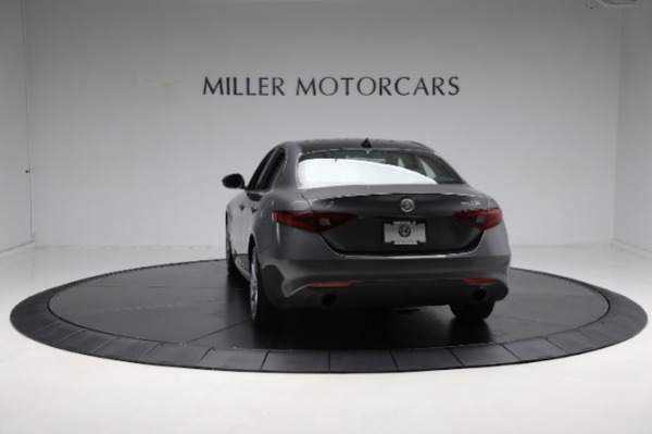 Used 2023 Alfa Romeo Giulia Sprint for sale Sold at Alfa Romeo of Westport in Westport CT 06880 12