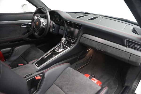 Used 2015 Porsche 911 GT3 for sale $157,900 at Alfa Romeo of Westport in Westport CT 06880 16
