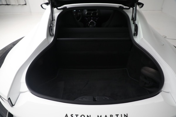 Used 2022 Aston Martin Vantage Coupe for sale $185,716 at Alfa Romeo of Westport in Westport CT 06880 22