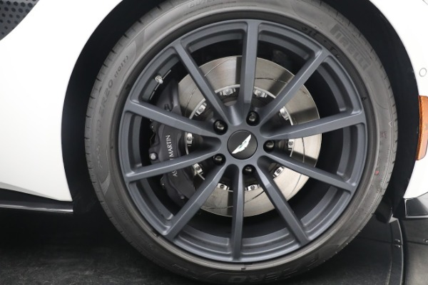 Used 2022 Aston Martin Vantage Coupe for sale $185,716 at Alfa Romeo of Westport in Westport CT 06880 25
