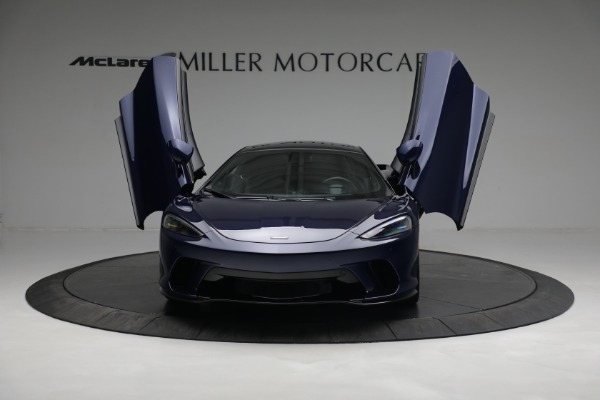 Used 2020 McLaren GT for sale $189,900 at Alfa Romeo of Westport in Westport CT 06880 12