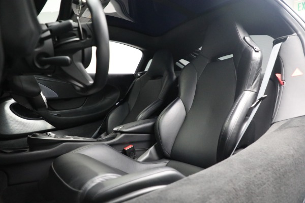 Used 2020 McLaren GT for sale $189,900 at Alfa Romeo of Westport in Westport CT 06880 17