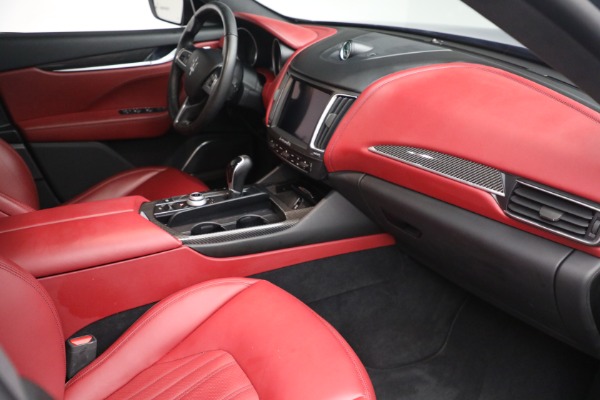 Used 2017 Maserati Levante for sale Sold at Alfa Romeo of Westport in Westport CT 06880 23