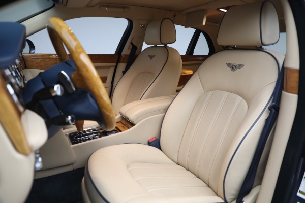 Used 2012 Bentley Mulsanne V8 for sale Sold at Alfa Romeo of Westport in Westport CT 06880 17