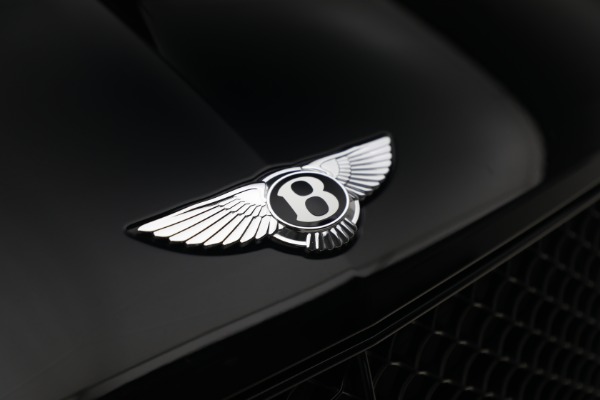 Used 2022 Bentley Bentayga V8 for sale $139,900 at Alfa Romeo of Westport in Westport CT 06880 13