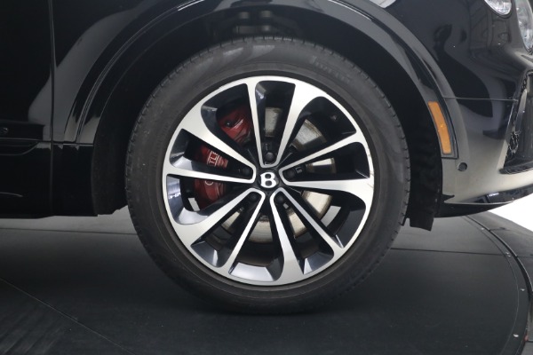 Used 2022 Bentley Bentayga V8 for sale $139,900 at Alfa Romeo of Westport in Westport CT 06880 16