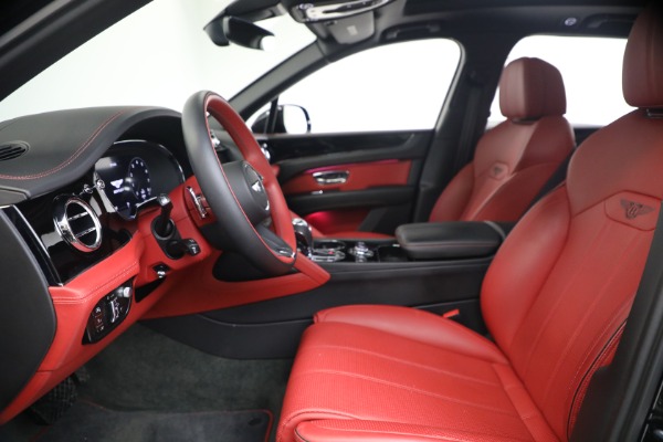 Used 2022 Bentley Bentayga V8 for sale $139,900 at Alfa Romeo of Westport in Westport CT 06880 20