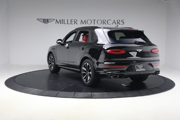 Used 2022 Bentley Bentayga V8 for sale $139,900 at Alfa Romeo of Westport in Westport CT 06880 5