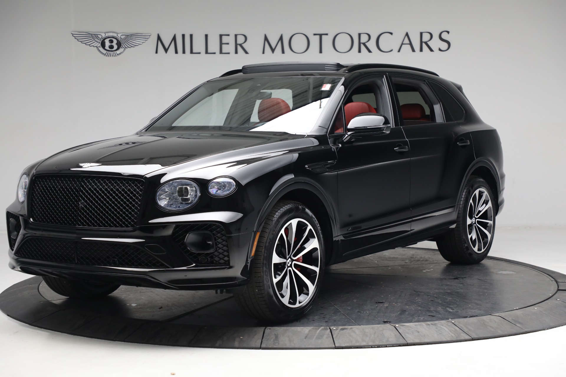 New 2022 Bentley Bentayga V8 for sale Call for price at Alfa Romeo of Westport in Westport CT 06880 1