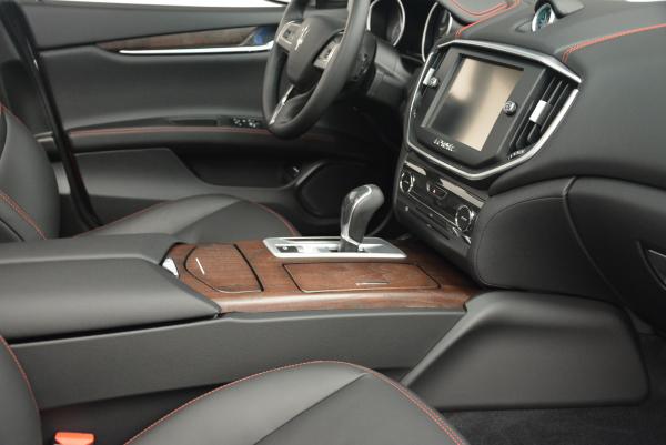 Used 2016 Maserati Ghibli S Q4 for sale Sold at Alfa Romeo of Westport in Westport CT 06880 14