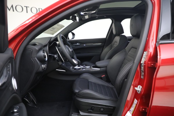 New 2023 Alfa Romeo Stelvio Quadrifoglio for sale $80,900 at Alfa Romeo of Westport in Westport CT 06880 14