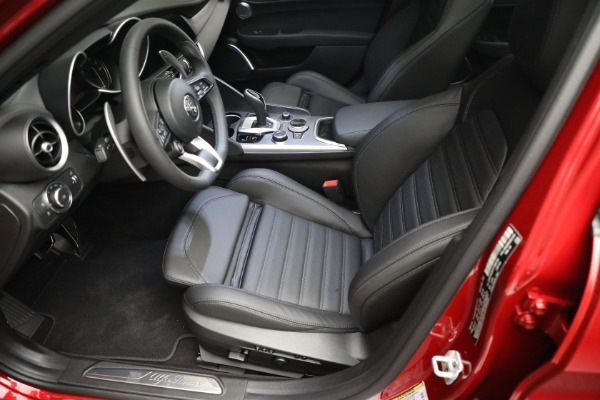 New 2023 Alfa Romeo Giulia Veloce for sale Sold at Alfa Romeo of Westport in Westport CT 06880 17