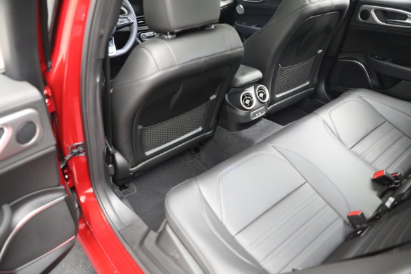 New 2023 Alfa Romeo Giulia Veloce for sale Sold at Alfa Romeo of Westport in Westport CT 06880 22