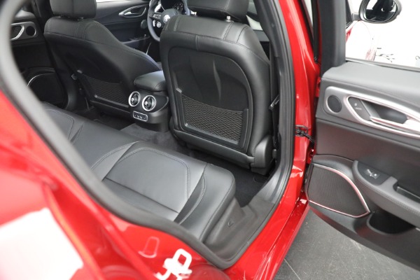 New 2023 Alfa Romeo Giulia Veloce for sale Sold at Alfa Romeo of Westport in Westport CT 06880 23