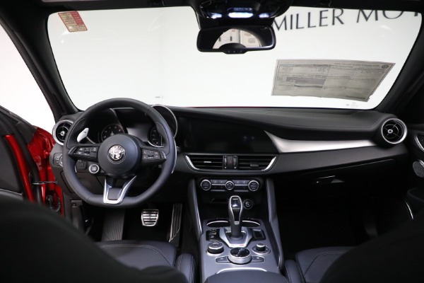 New 2023 Alfa Romeo Giulia Veloce for sale Sold at Alfa Romeo of Westport in Westport CT 06880 28