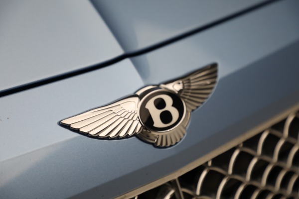 Used 2018 Bentley Bentayga W12 Signature for sale $124,900 at Alfa Romeo of Westport in Westport CT 06880 13