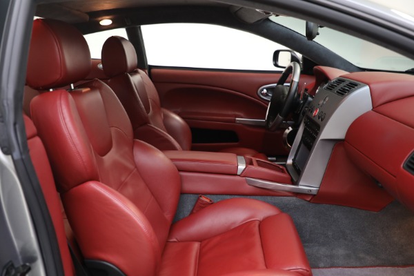 Used 2003 Aston Martin V12 Vanquish for sale $99,900 at Alfa Romeo of Westport in Westport CT 06880 18
