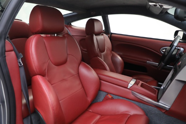 Used 2003 Aston Martin V12 Vanquish for sale $99,900 at Alfa Romeo of Westport in Westport CT 06880 19