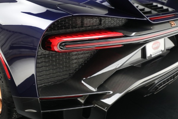 Used 2021 Bugatti Chiron Pur Sport for sale Sold at Alfa Romeo of Westport in Westport CT 06880 13