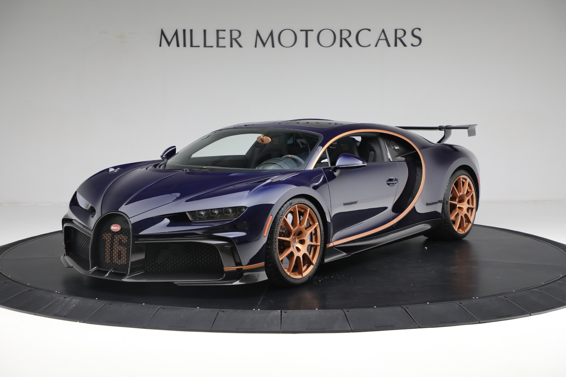 Used 2021 Bugatti Chiron Pur Sport for sale Sold at Alfa Romeo of Westport in Westport CT 06880 1