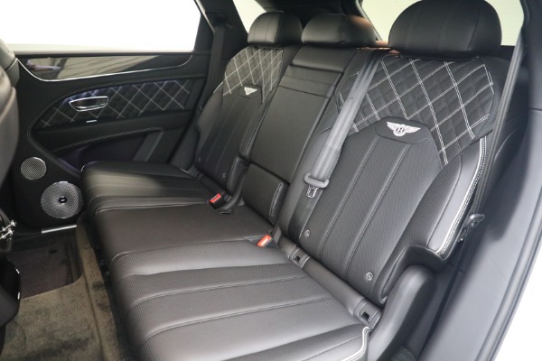 Used 2022 Bentley Bentayga V8 First Edition for sale $249,900 at Alfa Romeo of Westport in Westport CT 06880 24