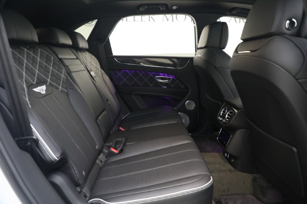 Used 2022 Bentley Bentayga V8 First Edition for sale $249,900 at Alfa Romeo of Westport in Westport CT 06880 27