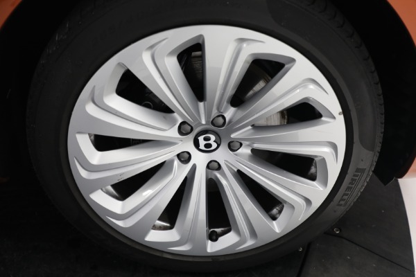 Used 2022 Bentley Bentayga V8 First Edition for sale $229,900 at Alfa Romeo of Westport in Westport CT 06880 10