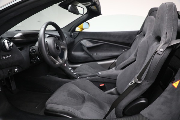 Used 2020 McLaren 720S Spider for sale Sold at Alfa Romeo of Westport in Westport CT 06880 22