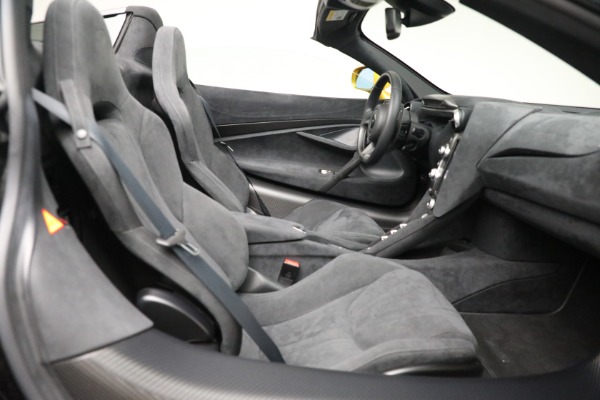 Used 2020 McLaren 720S Spider for sale $309,900 at Alfa Romeo of Westport in Westport CT 06880 26