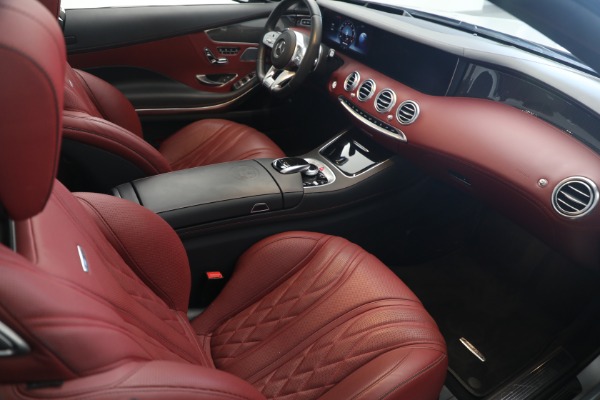 Used 2018 Mercedes-Benz S-Class AMG S 63 for sale $105,900 at Alfa Romeo of Westport in Westport CT 06880 18
