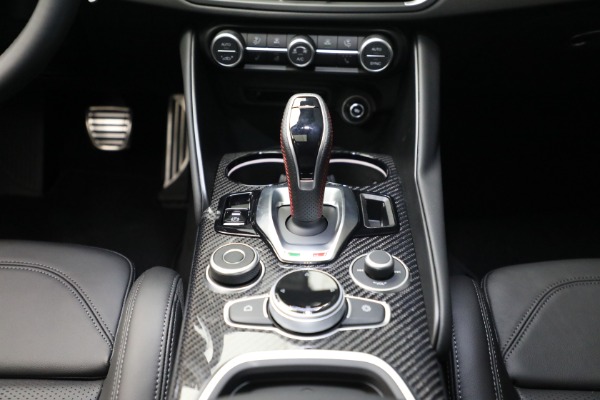 New 2023 Alfa Romeo Giulia Estrema for sale $55,610 at Alfa Romeo of Westport in Westport CT 06880 22
