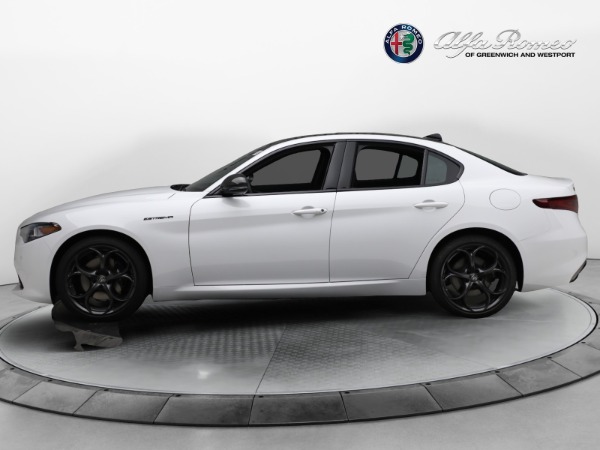 New 2023 Alfa Romeo Giulia Estrema for sale $55,610 at Alfa Romeo of Westport in Westport CT 06880 3
