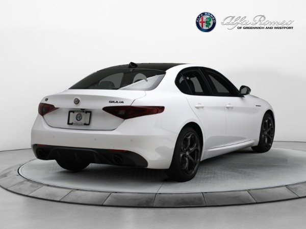 New 2023 Alfa Romeo Giulia Estrema for sale $55,610 at Alfa Romeo of Westport in Westport CT 06880 7