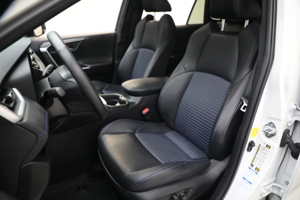 Used 2021 Toyota RAV4 Hybrid XSE for sale Sold at Alfa Romeo of Westport in Westport CT 06880 14