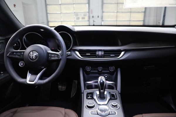 New 2023 Alfa Romeo Stelvio Ti for sale $53,845 at Alfa Romeo of Westport in Westport CT 06880 19