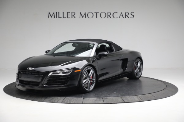 Used 2015 Audi R8 4.2 quattro Spyder for sale Sold at Alfa Romeo of Westport in Westport CT 06880 13