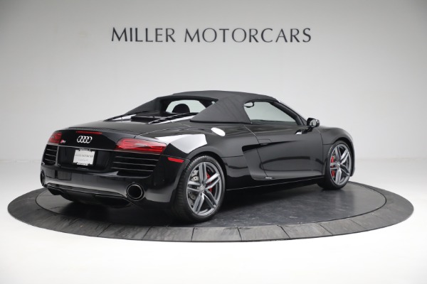 Used 2015 Audi R8 4.2 quattro Spyder for sale Sold at Alfa Romeo of Westport in Westport CT 06880 16