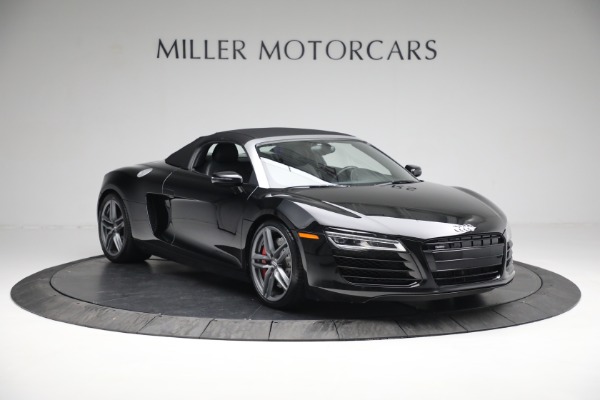 Used 2015 Audi R8 4.2 quattro Spyder for sale Sold at Alfa Romeo of Westport in Westport CT 06880 17