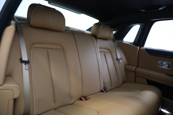 Used 2021 Rolls-Royce Ghost for sale Sold at Alfa Romeo of Westport in Westport CT 06880 18