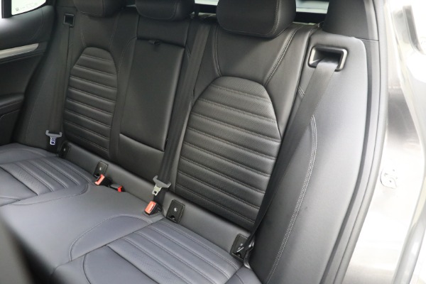 New 2023 Alfa Romeo Stelvio Veloce for sale $59,225 at Alfa Romeo of Westport in Westport CT 06880 23