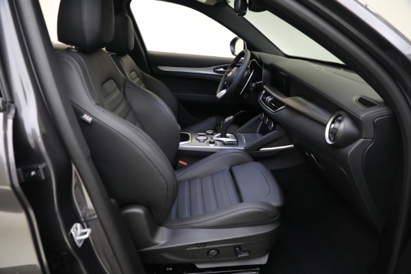 New 2023 Alfa Romeo Stelvio Veloce for sale $59,225 at Alfa Romeo of Westport in Westport CT 06880 28