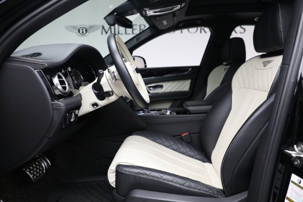 Used 2018 Bentley Bentayga Black Edition for sale Sold at Alfa Romeo of Westport in Westport CT 06880 18