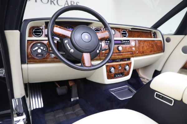 Used 2011 Rolls-Royce Phantom Drophead Coupe for sale $209,900 at Alfa Romeo of Westport in Westport CT 06880 20