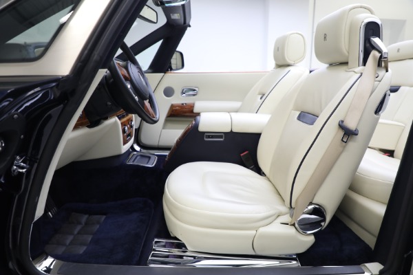 Used 2011 Rolls-Royce Phantom Drophead Coupe for sale $209,900 at Alfa Romeo of Westport in Westport CT 06880 21