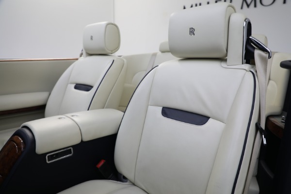 Used 2011 Rolls-Royce Phantom Drophead Coupe for sale Sold at Alfa Romeo of Westport in Westport CT 06880 22